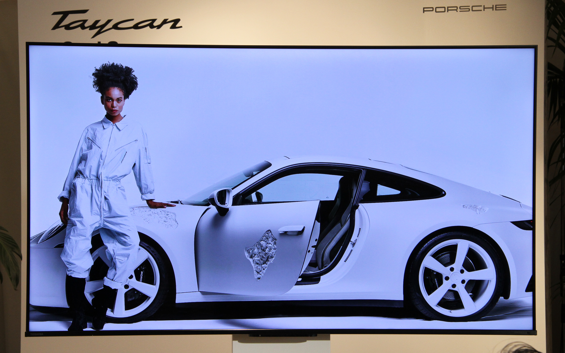 これまで手がけてきたさまざまなアートカー