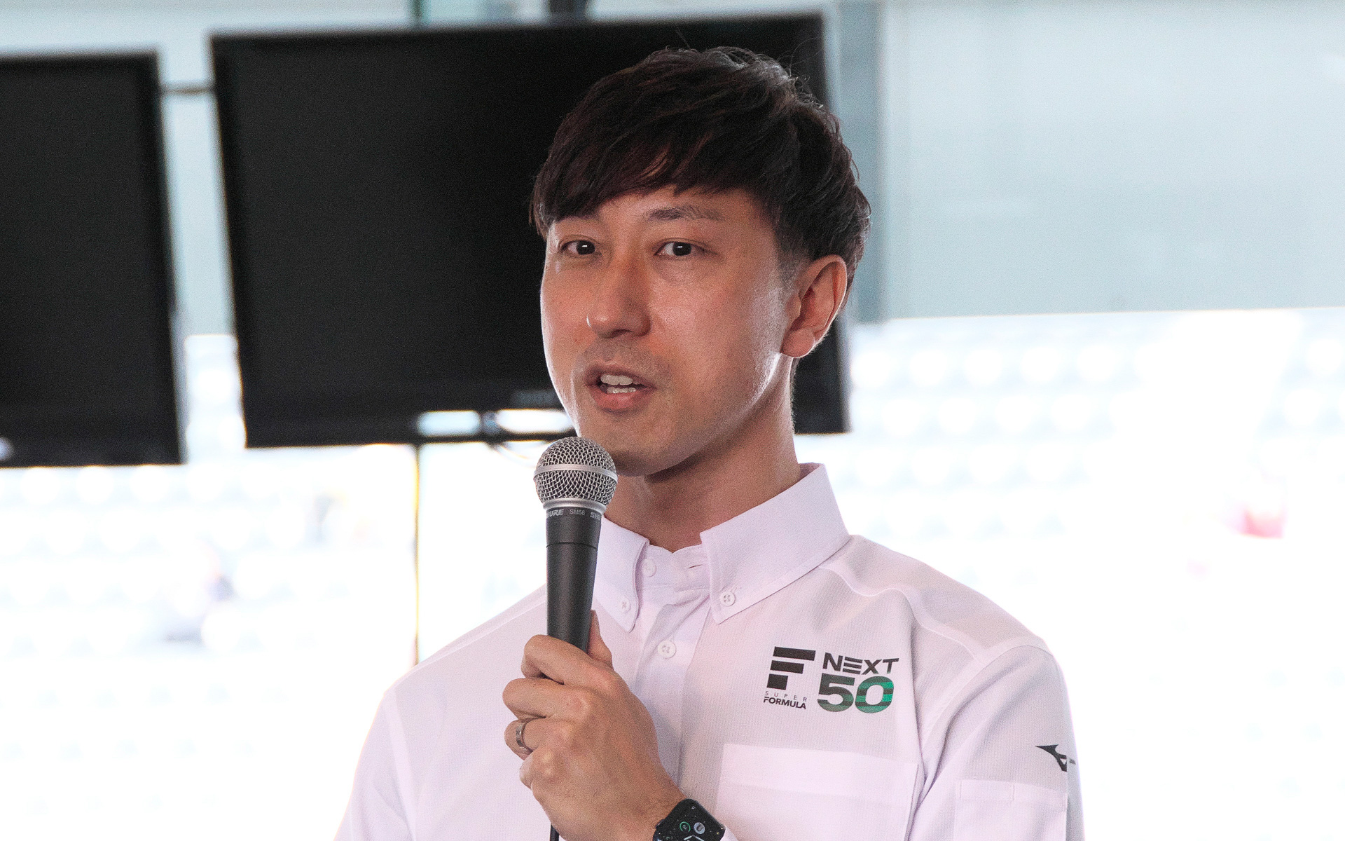 開発ドライバー 石浦宏明選手