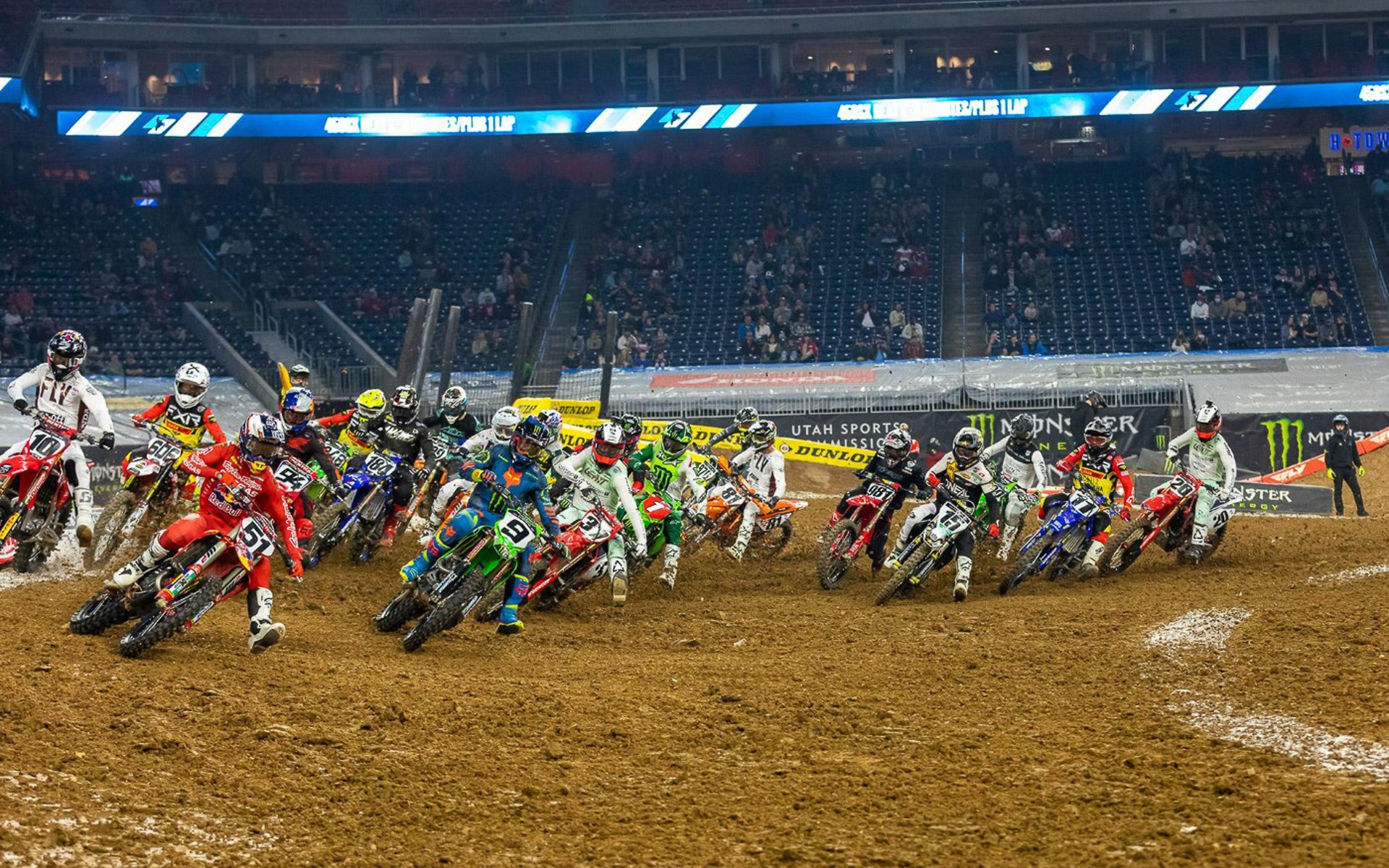 2021年「AMAスーパークロス」の様子