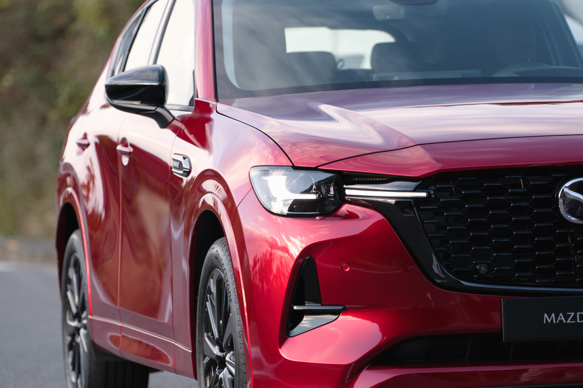 欧州で世界初公開された新型車「CX-60 PHEV」