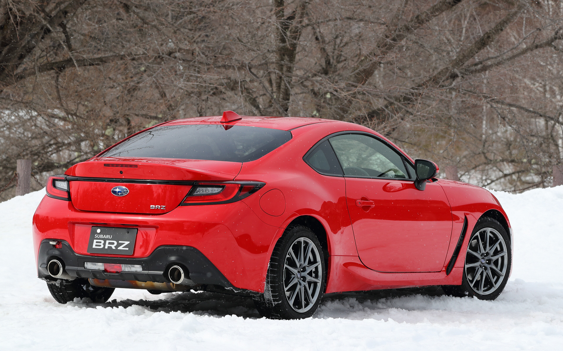 価格はRグレードの6速MTが308万円、6速ATが324万5000円で、Sグレードの6速MTが326万7000円、6速ATが343万2000円