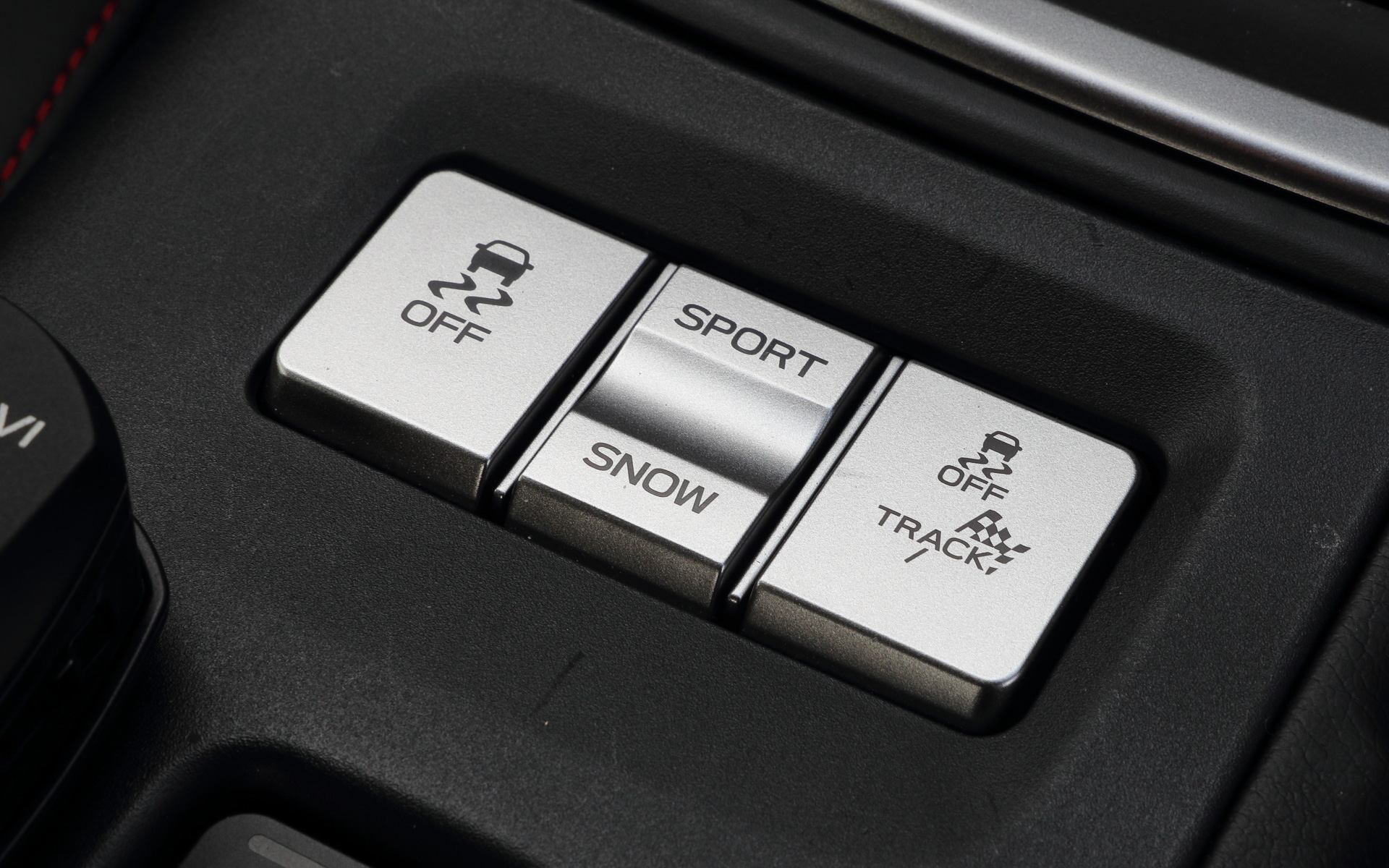 AT車にはあらかじめSPORTモードとSNOWモードが用意されている