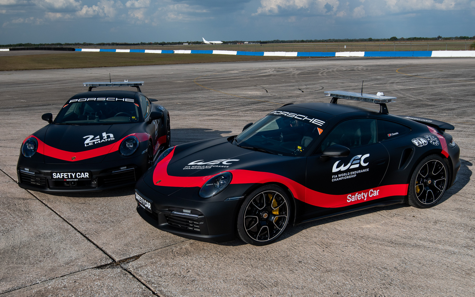 ポルシェがWEC2022年シーズンで使用される新型セーフティカーを公開した