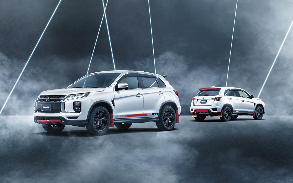 RVRラリーアートアクセサリー装着車（一部純正アクセサリー）