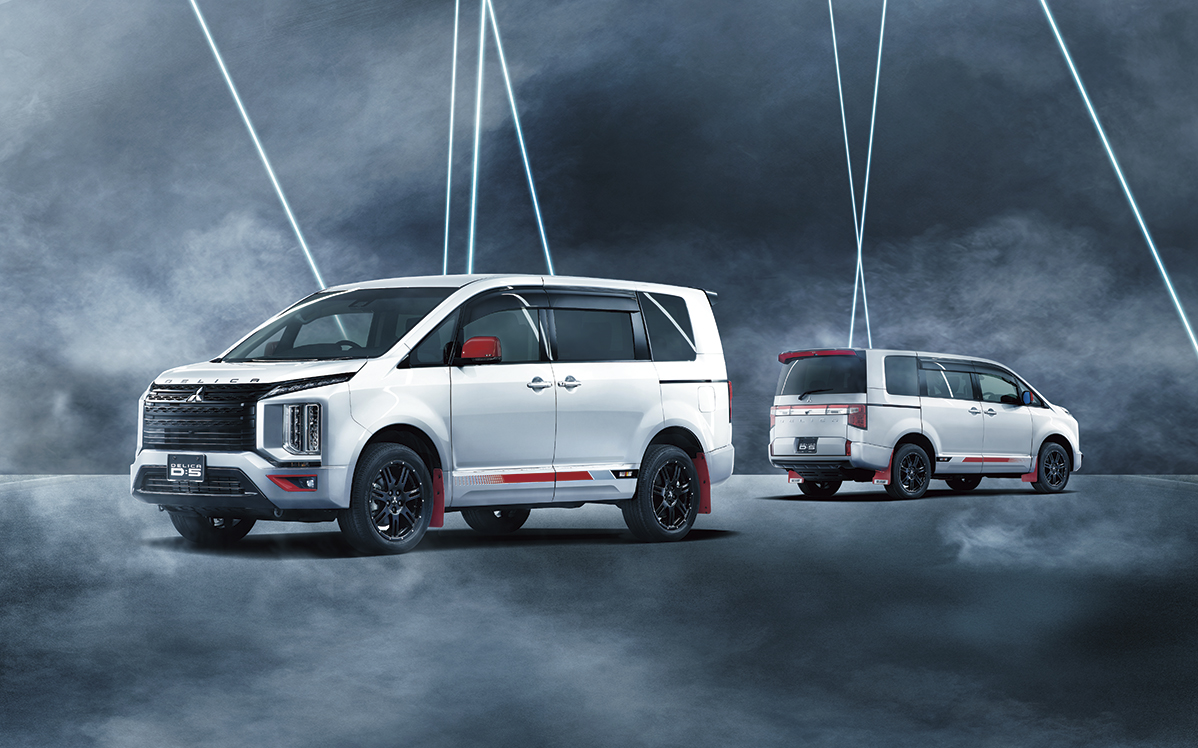 デリカD：5ラリーアートアクセサリー装着車（一部純正アクセサリー）