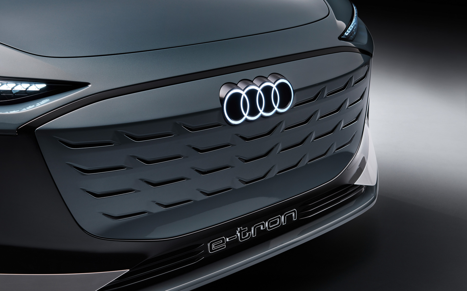 A6 Avant e-tron conceptのボディサイズは4960×1960×1440mm（全長×全幅×全高）