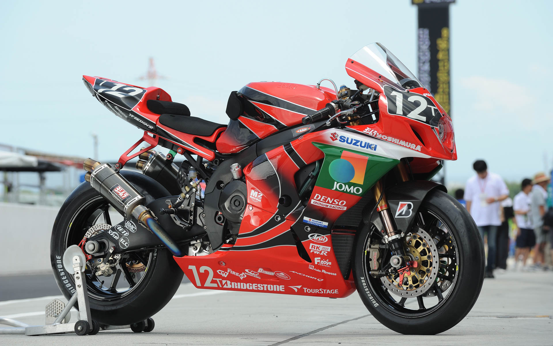 2009年優勝車の「SUZUKI GSX-R1000」