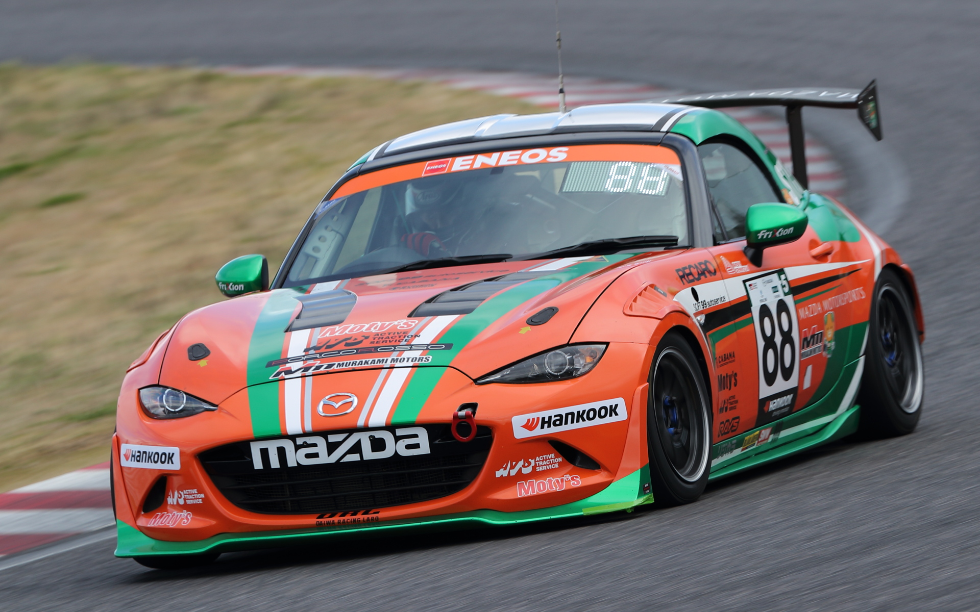 88号車 村上モータースMAZDAロードスター（MAZDA ROADSTER）