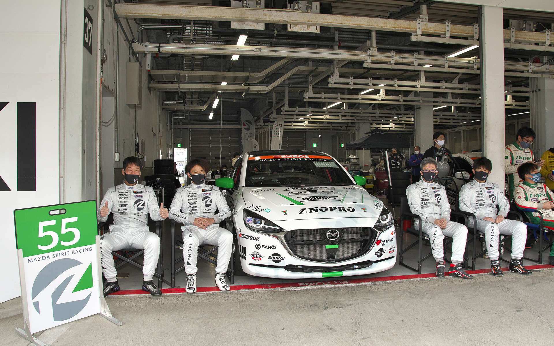 55号車 MAZDA SPIRIT RACING MAZDA2 Bio concept（寺川和紘/井尻薫/関豊/前田育男）