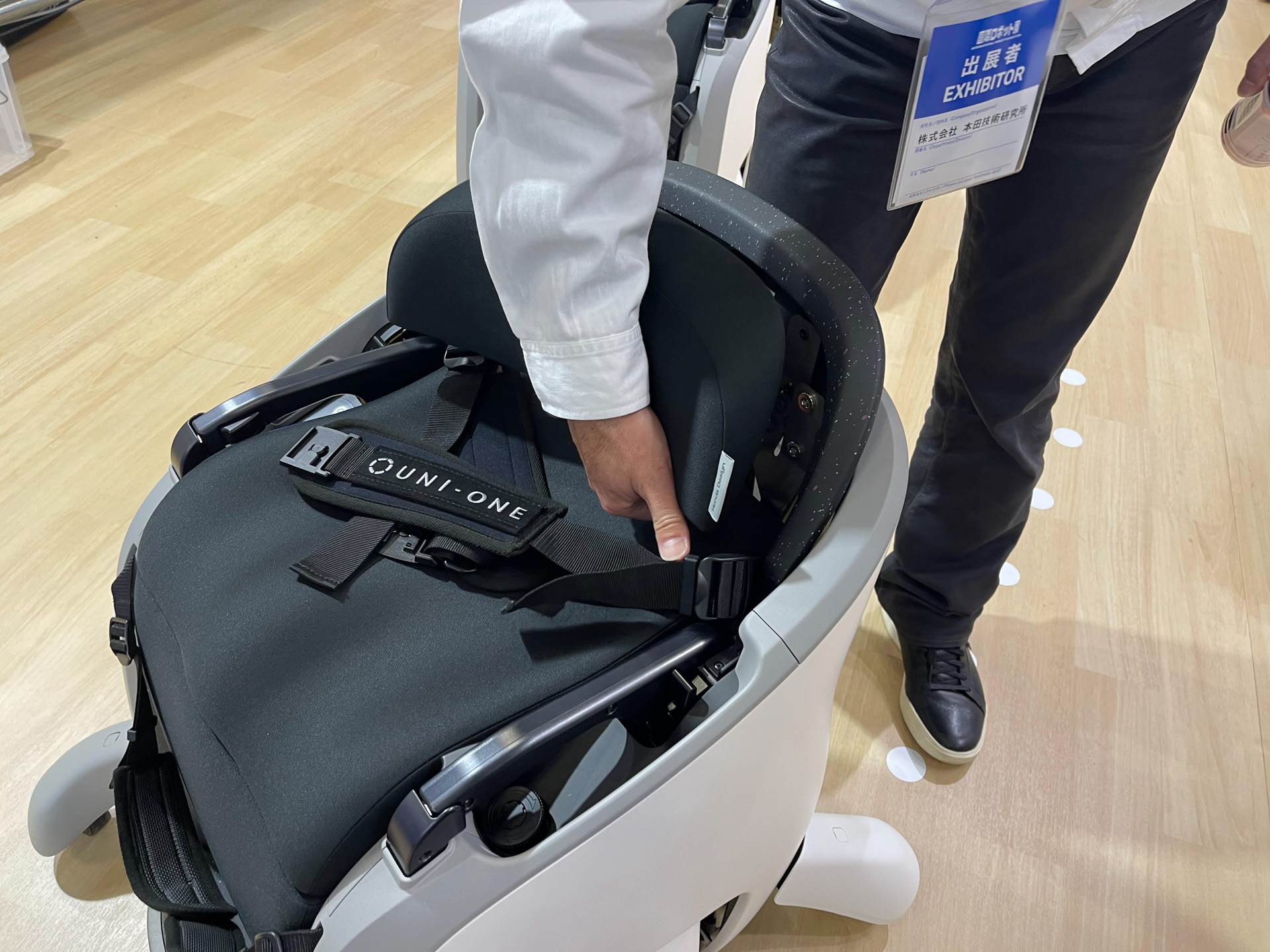 車いすユーザー視点では使いにくいと感じた、フットレストや背もたれなども、今後は使用者にあわせたカスタマイスが可能になるとのこと