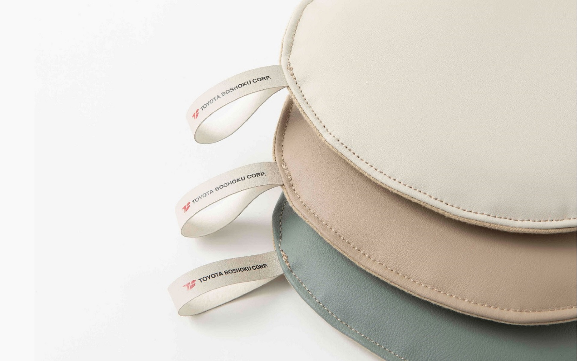 裏面はアイボリー、ベージュ、モスグレーの3色が設定されている