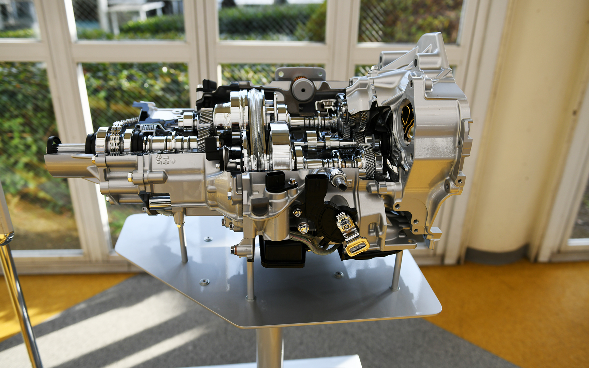 FR用CVTのカットモデル