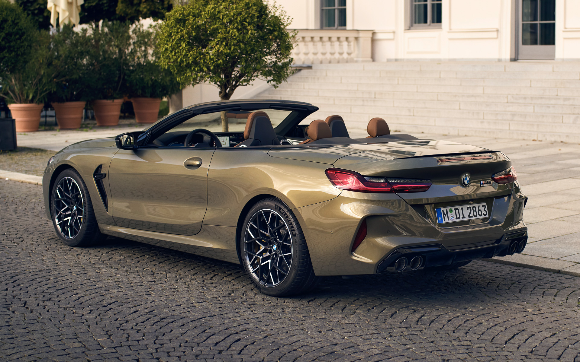 Mハイ・パフォーマンス・モデル「BMW M8 Competition カブリオレ」