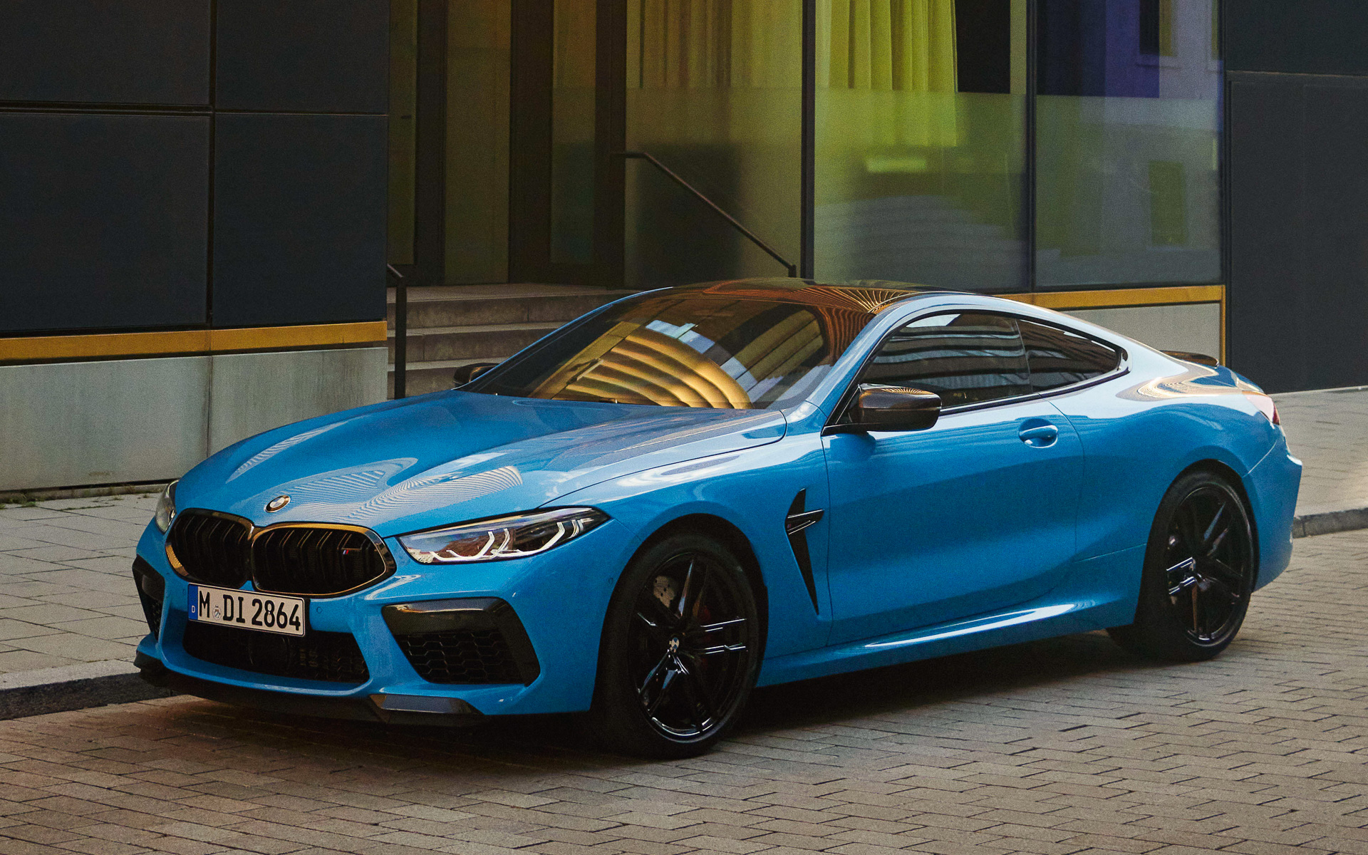 Mハイ・パフォーマンス・モデル「BMW M8 Competition クーペ」