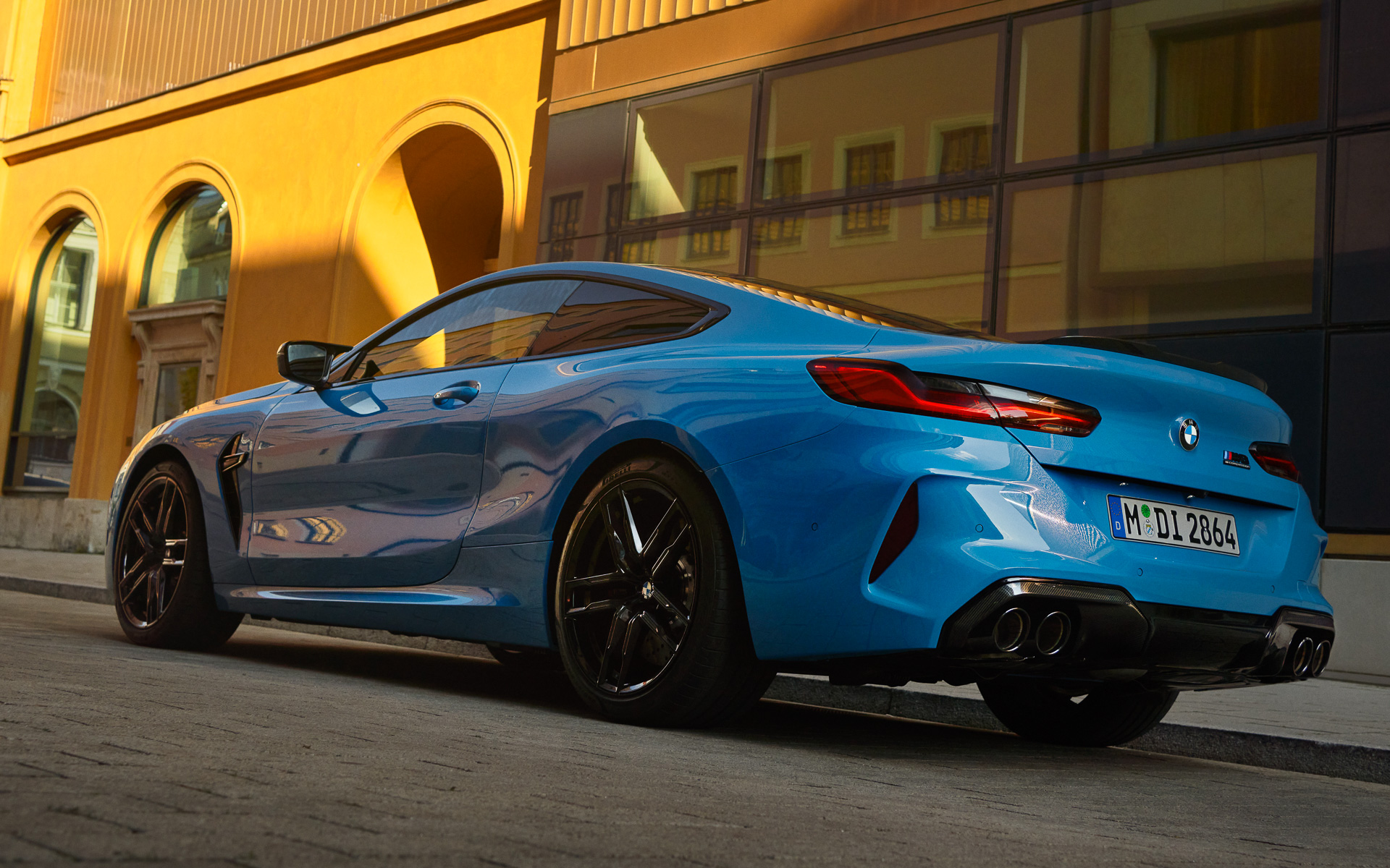 Mハイ・パフォーマンス・モデル「BMW M8 Competition クーペ」