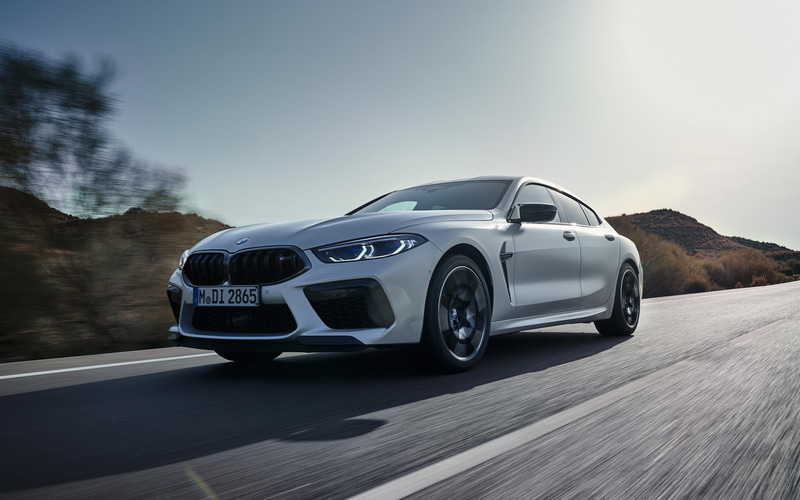 BMW、新型8シリーズの高性能モデル「Mハイ・パフォーマンス」「M