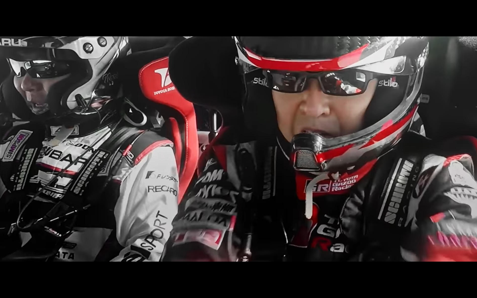 新型GRカローラをドライビングするモリゾウ選手