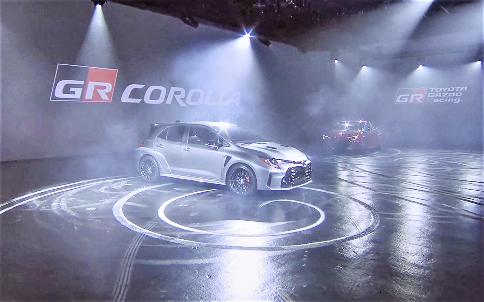 新型「GRカローラ」のワールドプレミアが行なわれた