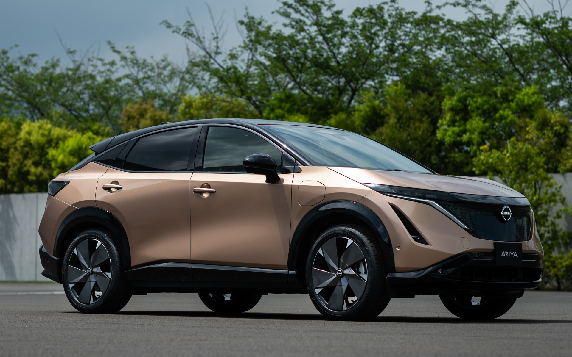 新型バッテリEV「アリア」