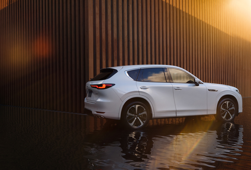 マツダ、新型車「CX-60」日本仕様初公開 2022年初秋発売予定 - Car Watch