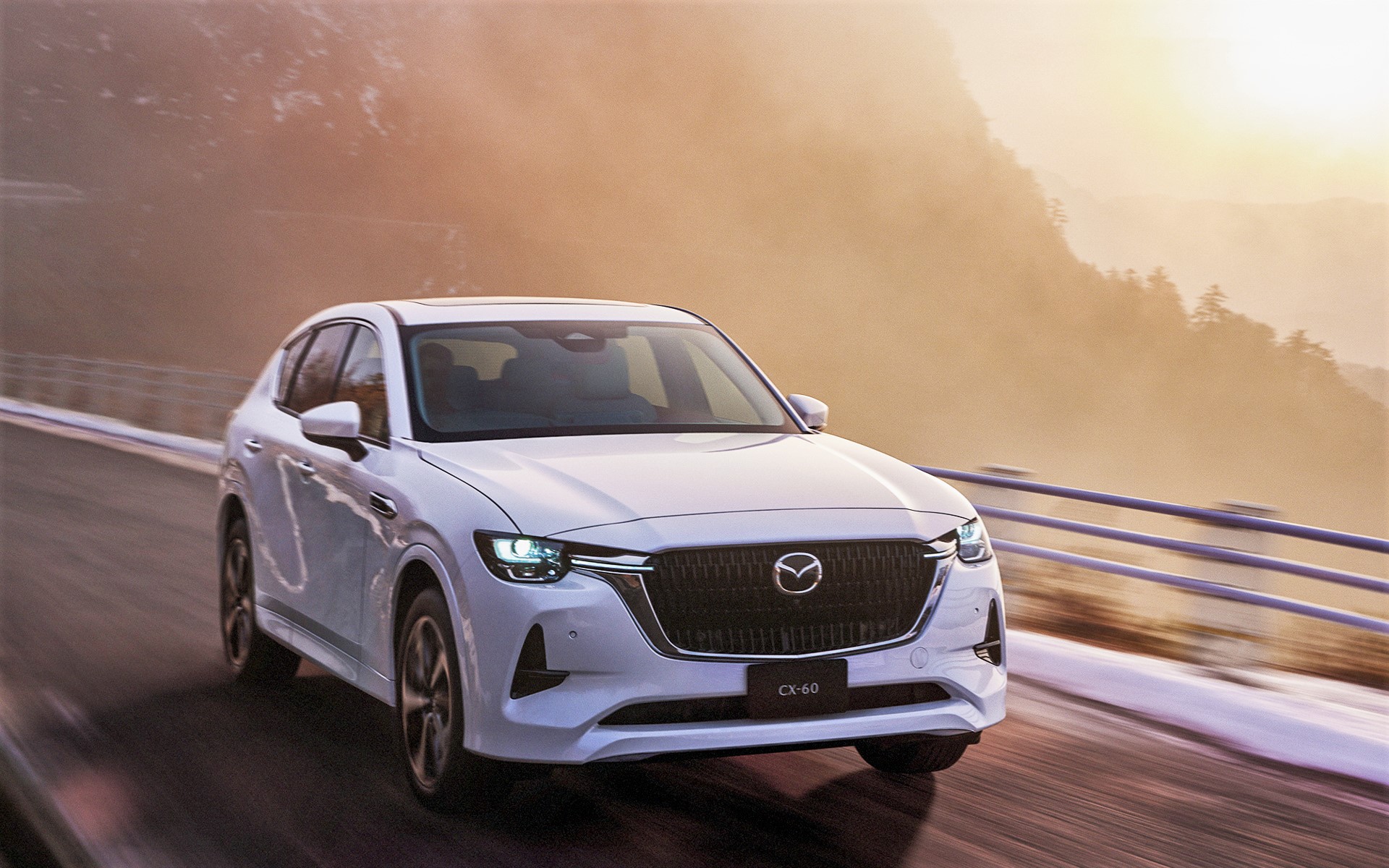 マツダが新型ミッドサイズSUV「CX-60」を発表。商品概要説明会が行なわれた