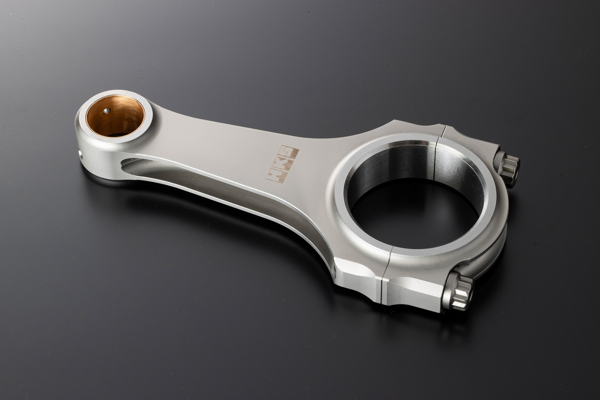 専用鍛造素材を用いたH断面コンロッド