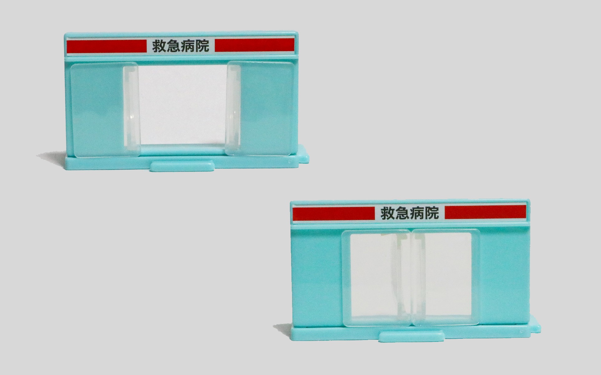 透明のドアは裏側につまみが付いていて、簡単に開閉できるようになっている