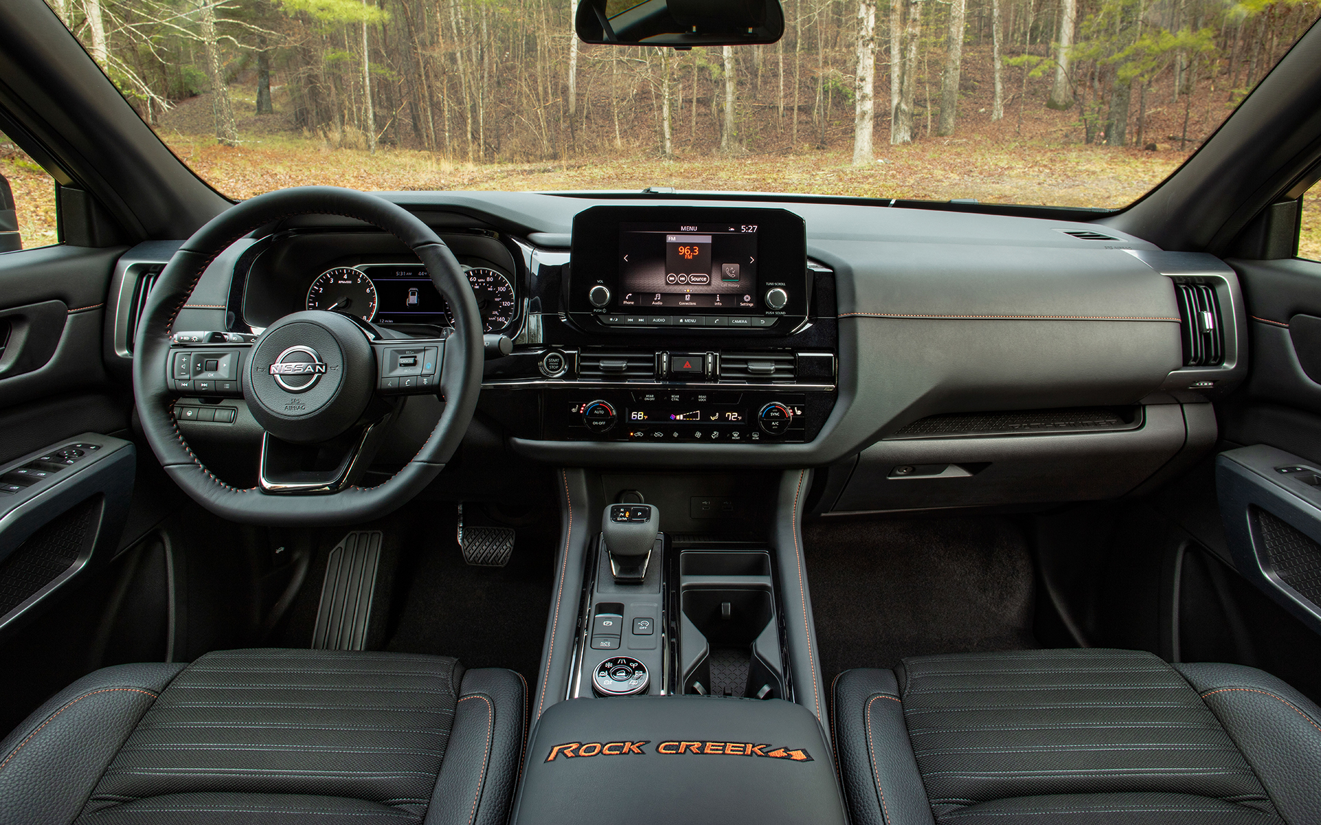 パスファインダー ロッククリークのインテリア