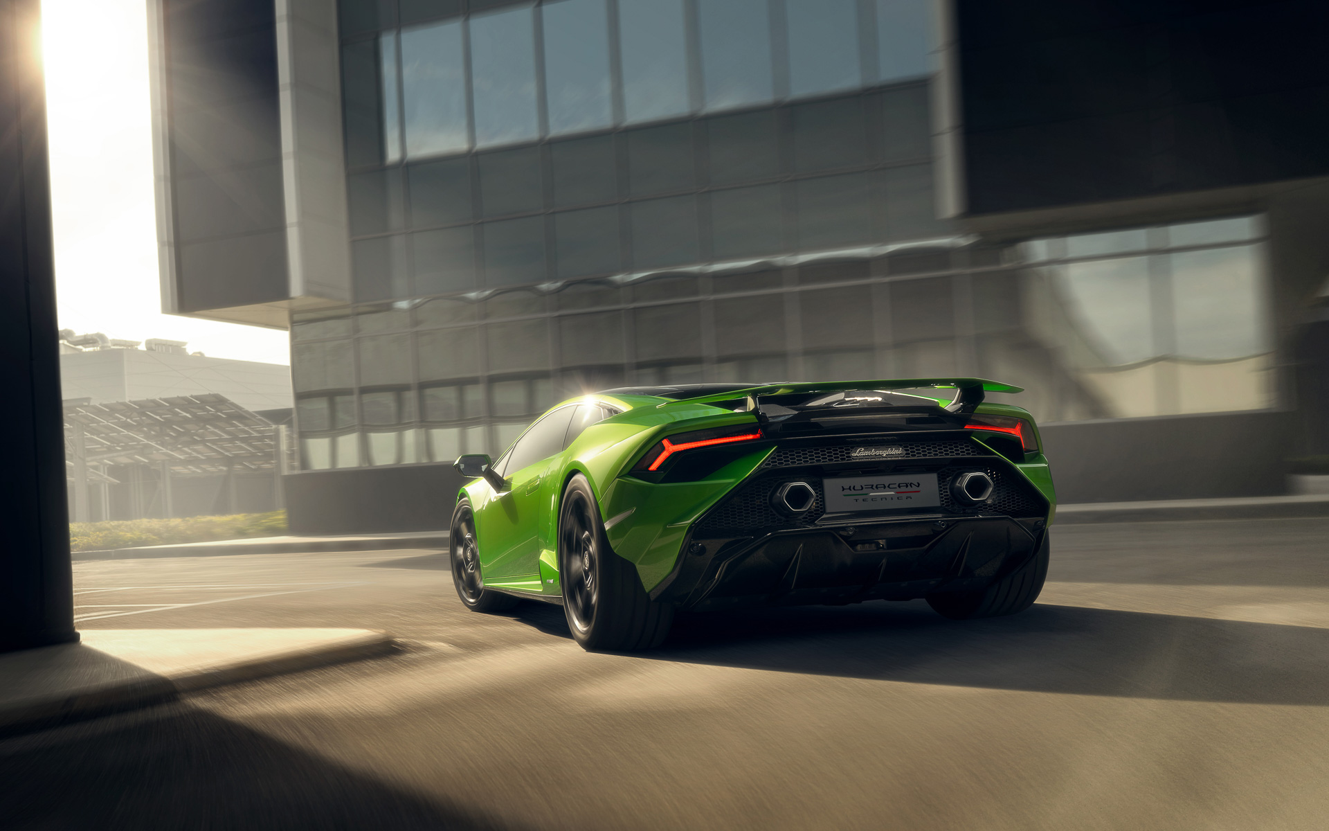 ウラカン STOと同じエンジン出力を有するウラカン テクニカ