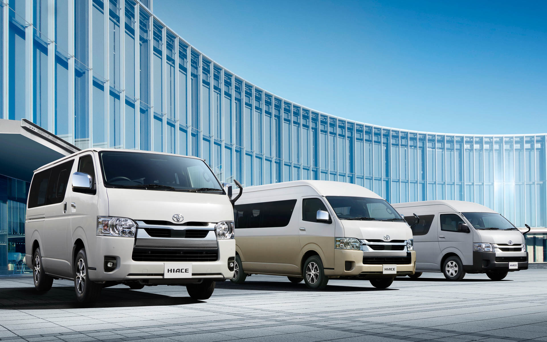 「ハイエース」を一部改良