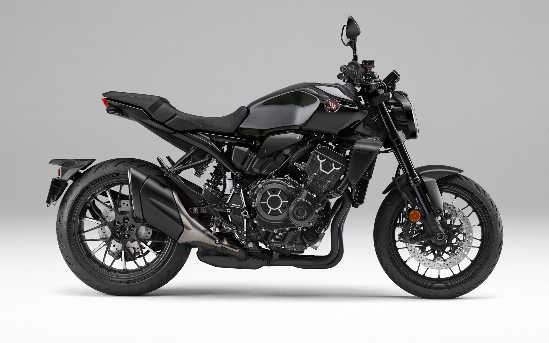 CB1000R Black Edition（グラファイトブラック）