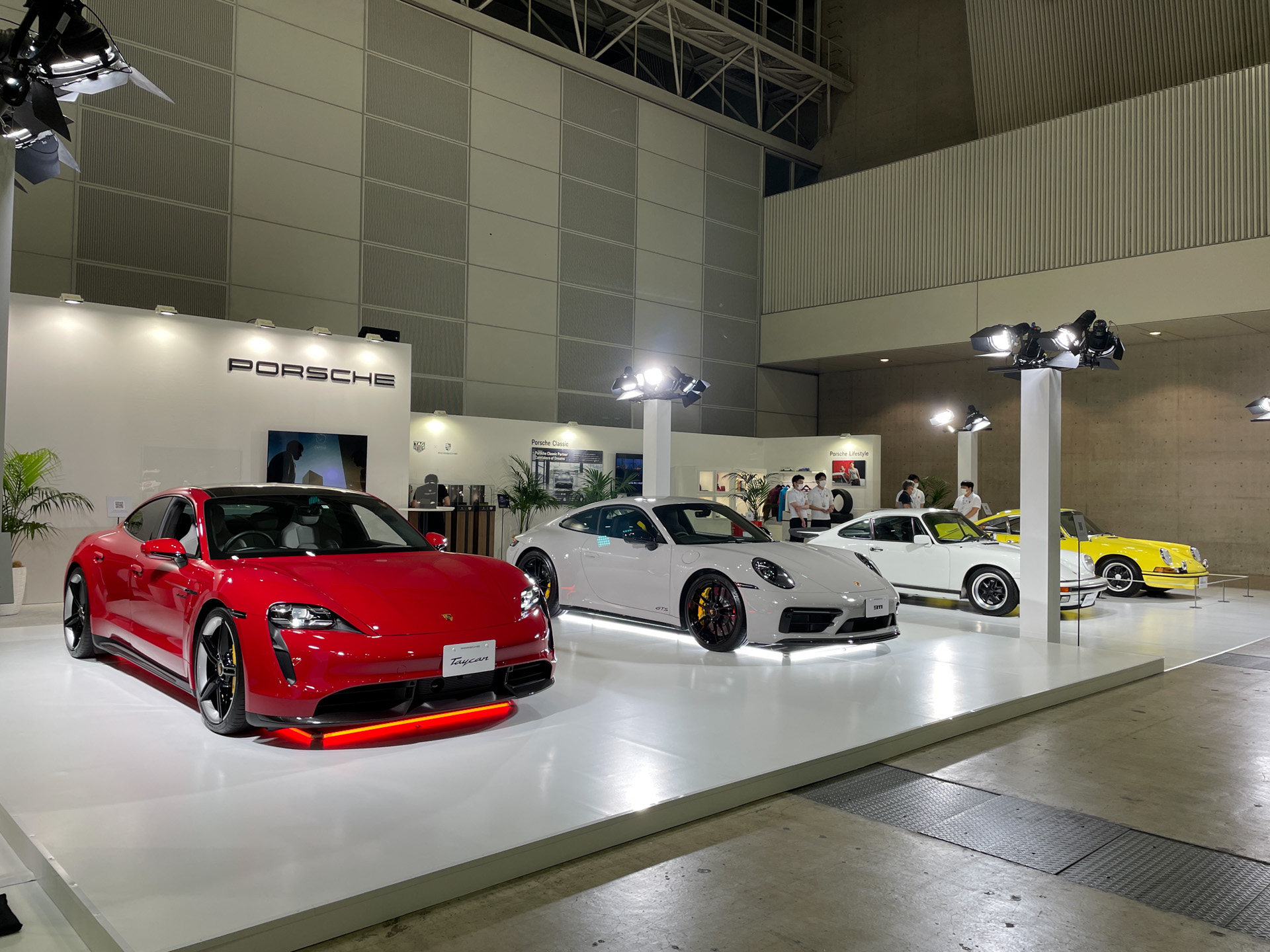 ポルシェブース