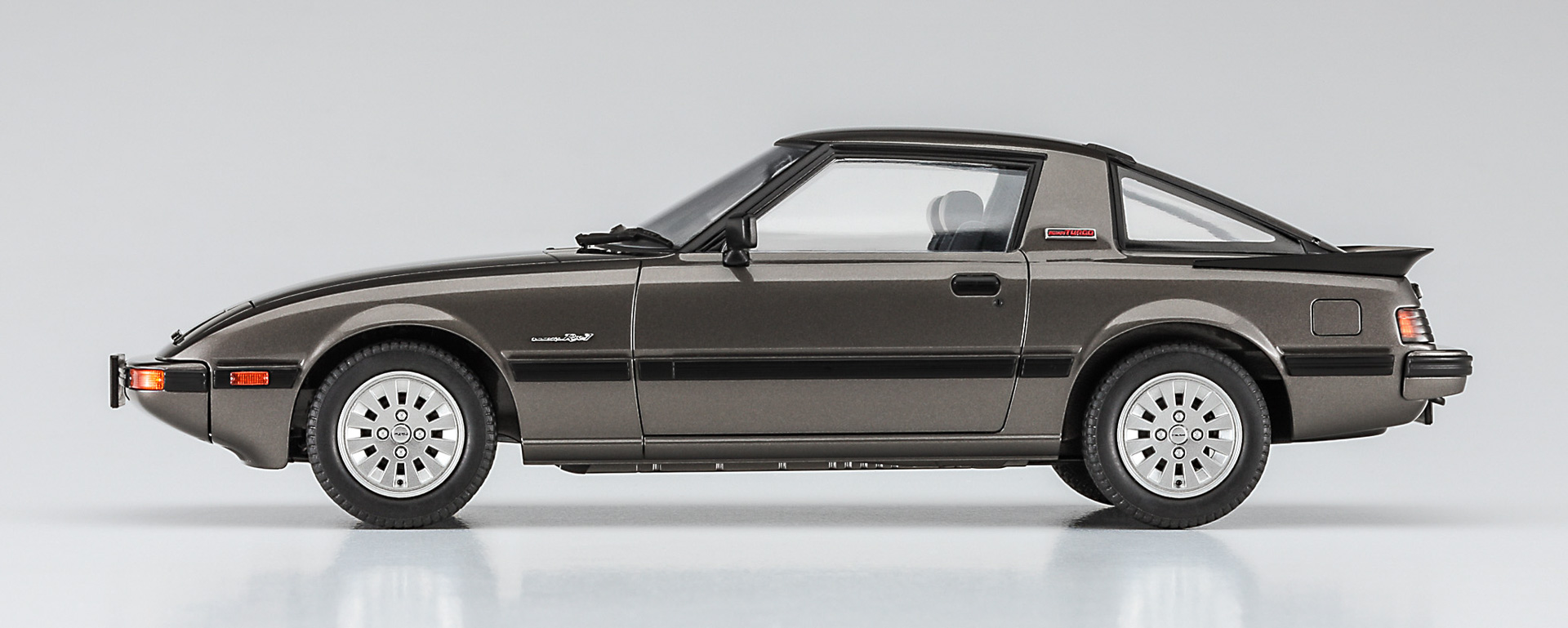 「マツダ サバンナ RX-7 （SA22C） 後期型 ターボ GT」完成見本