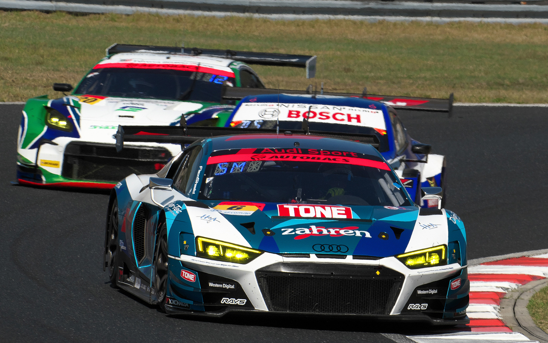 6号車 Team LeMans Audi R8 LMS（本山哲/片山義章組、YH）