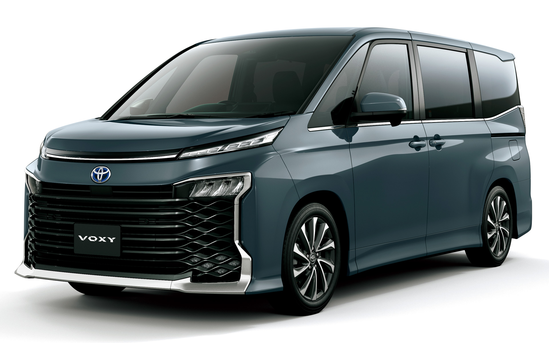 2022年1月に発売されたトヨタ新型「ノア」「ヴォクシー」