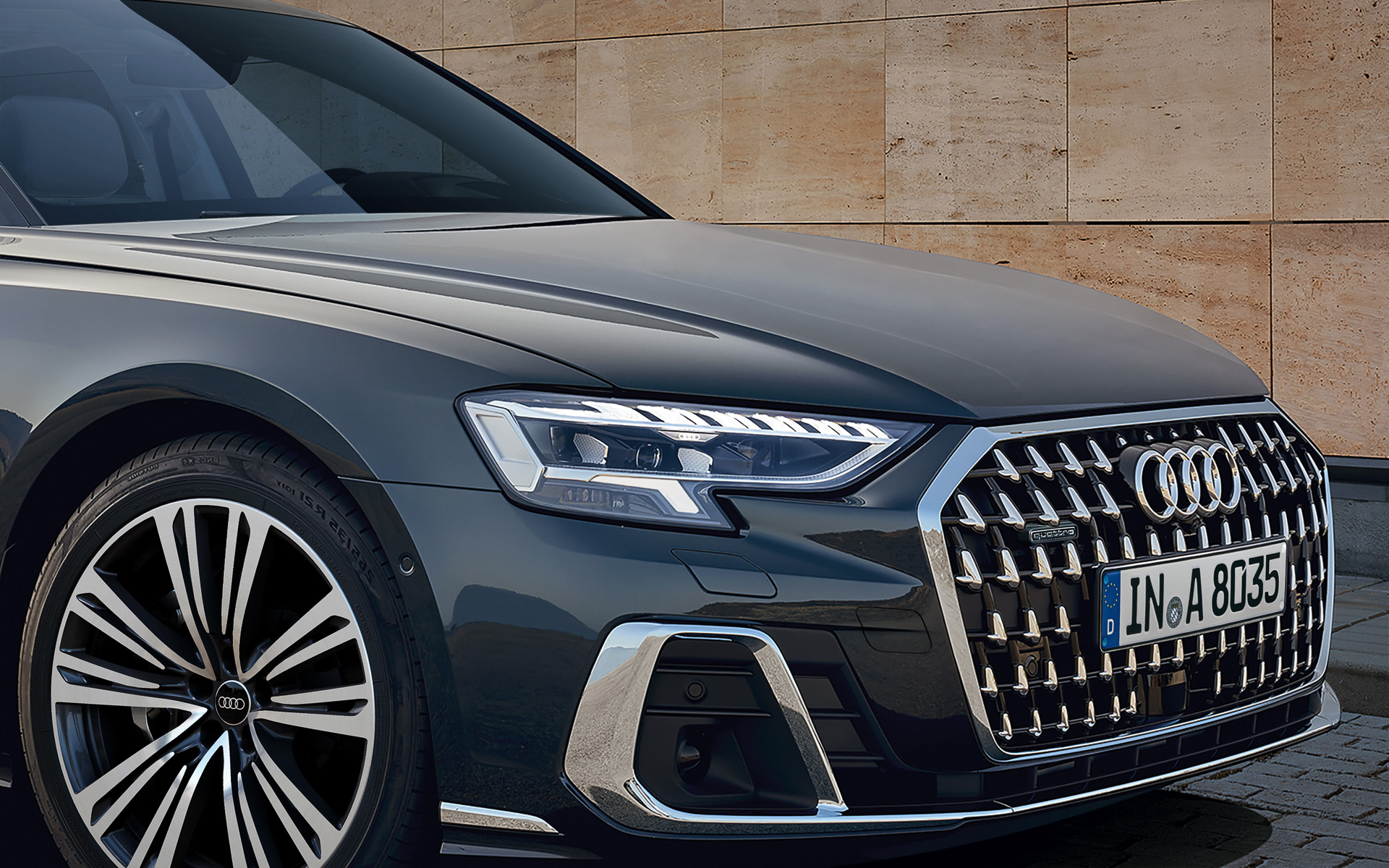 シングルフレームグリルのデザイン変更や「マトリクスOLEDリヤライト」の標準装備などが行なわれた