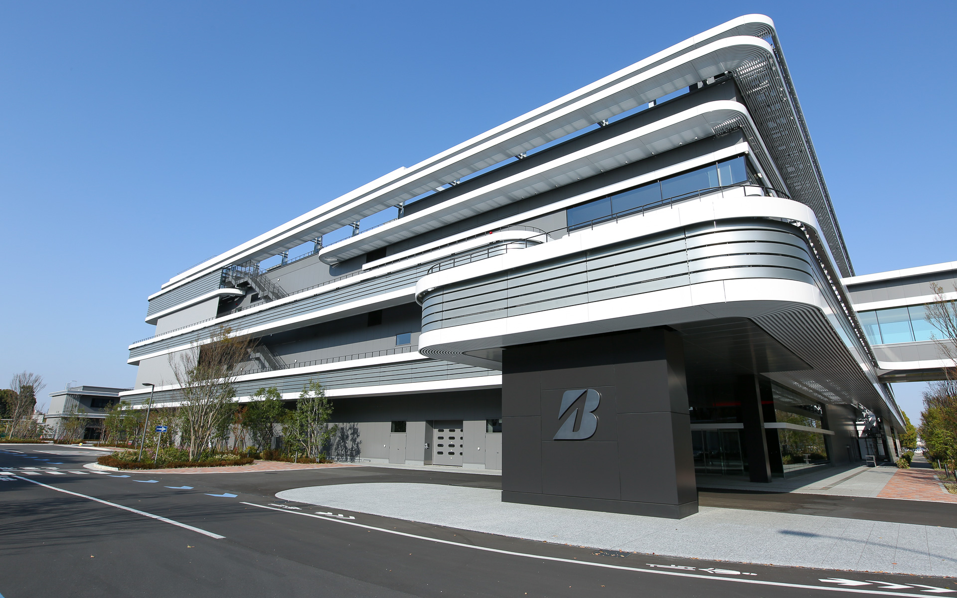 ブリヂストン イノベーション パークに新たに開設したB-イノベーション