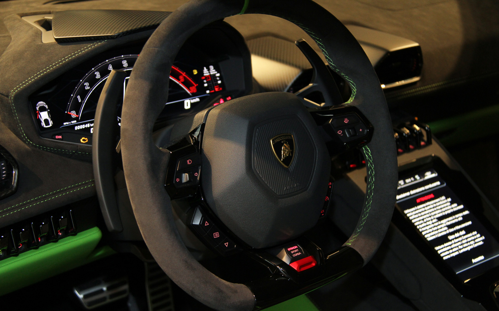 ウラカン テクニカのインテリア