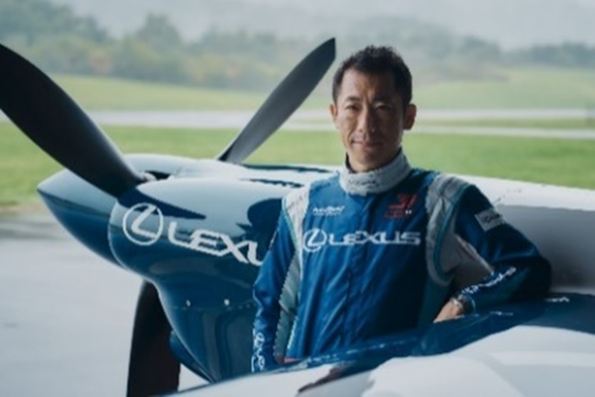 エアレースパイロットの室屋義秀選手