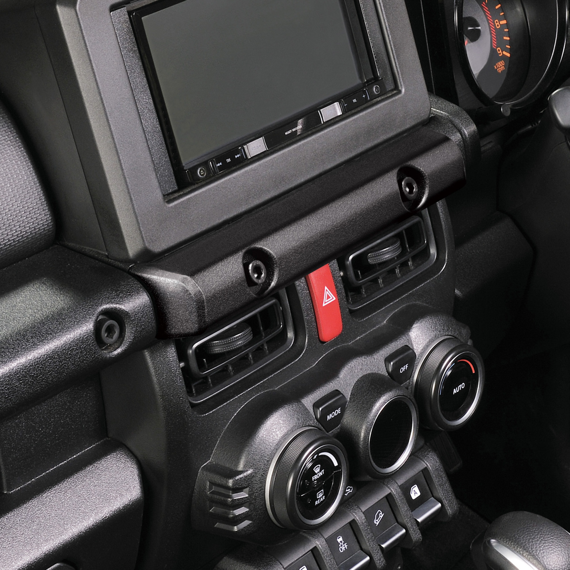 ジムニー専用センターパネル：NZ825