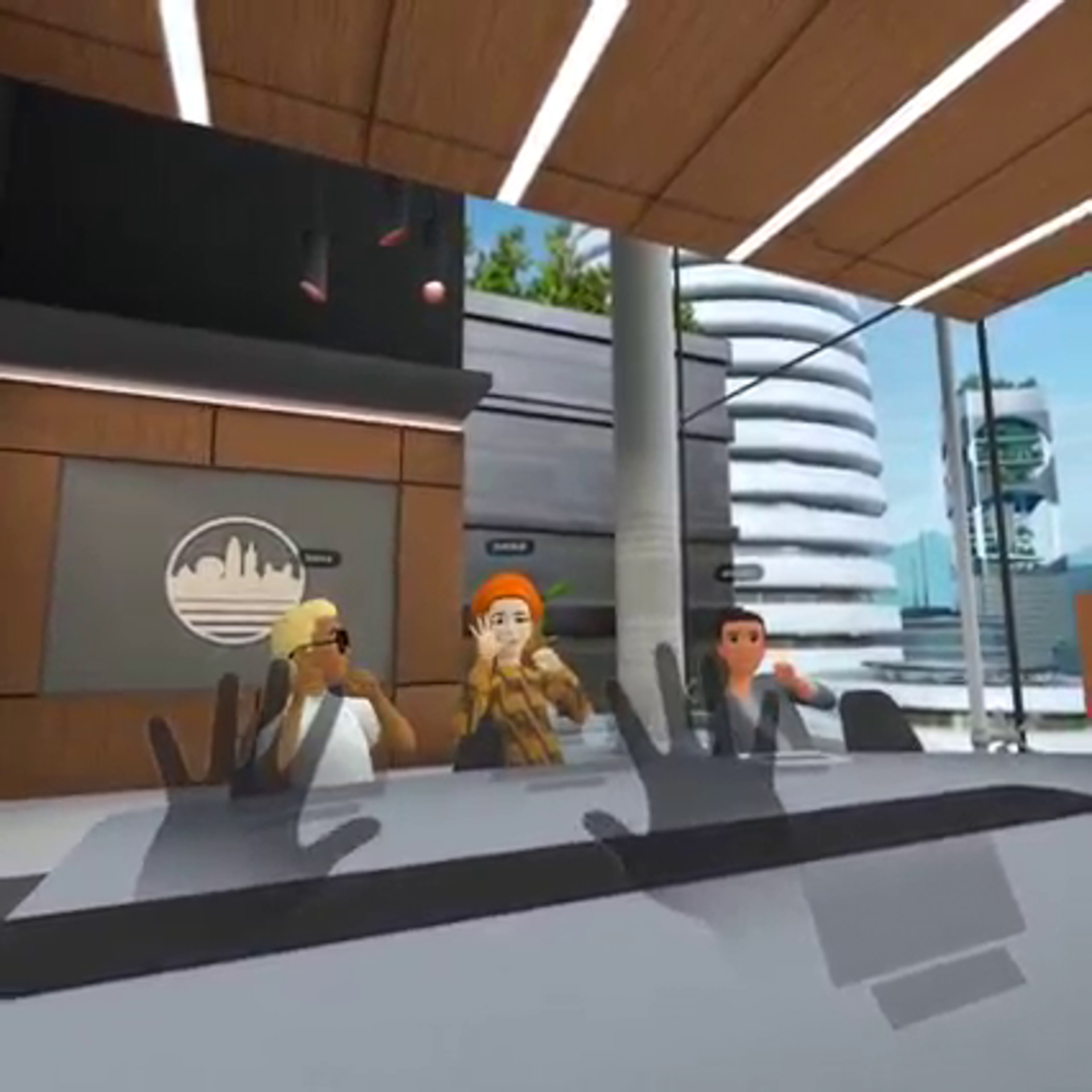 参加者の視点はこのようになる。首をひねれば画面も斜めになり、自分の手が認識されているときは、画面上にも表示され、他の参加者にも手の動きが表示され、じゃんけんもできるようになる