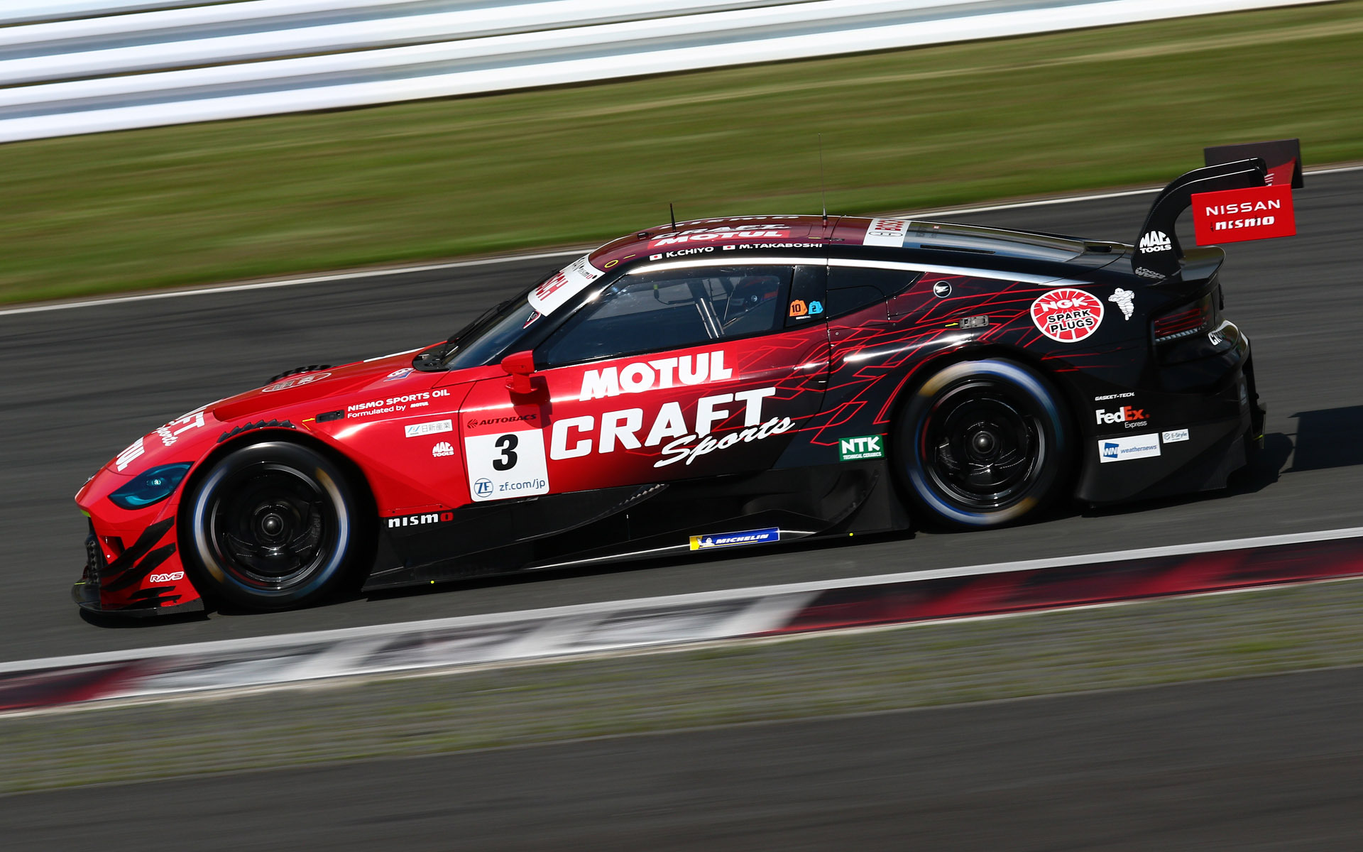 予選3位を獲得した3号車 CRAFTSPORTS MOTUL Z（千代勝正/高星明誠組、MI）