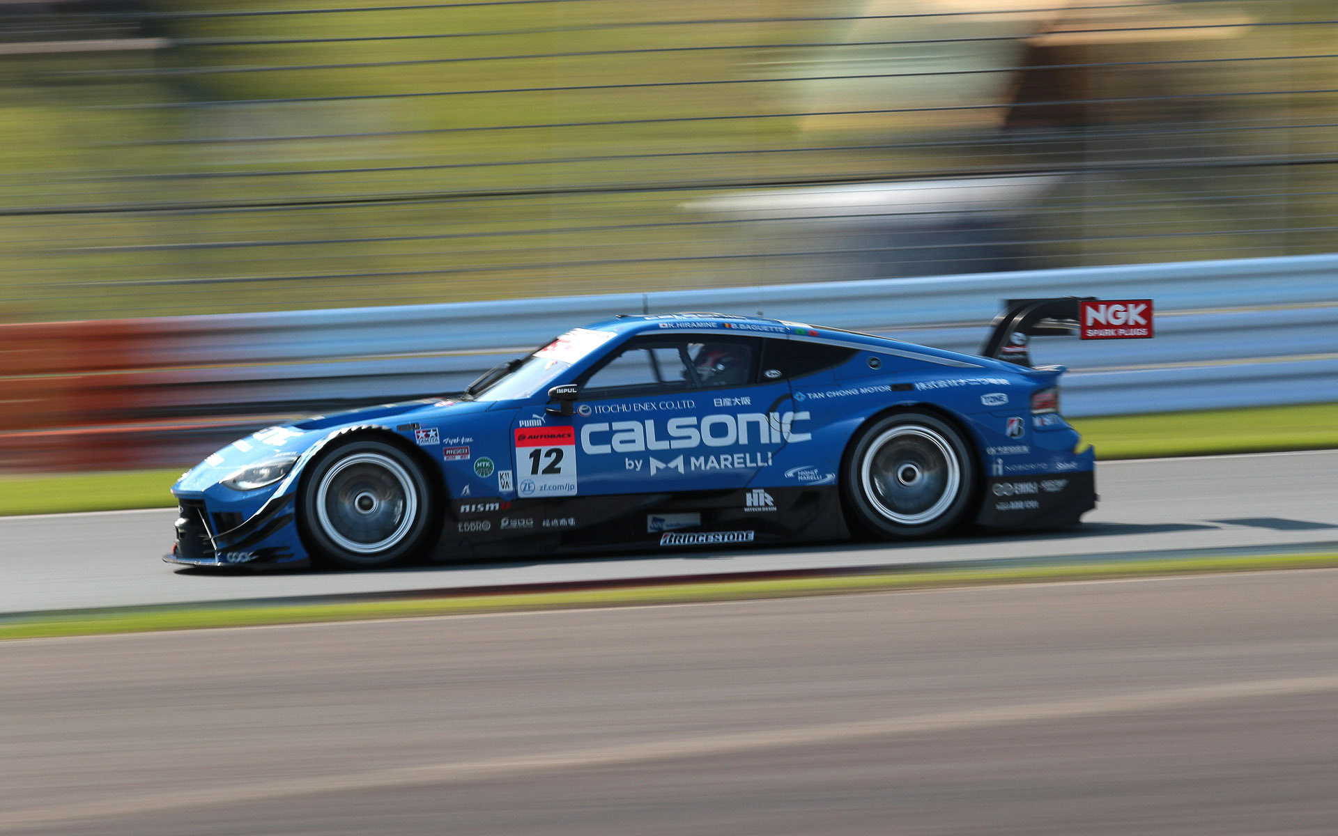 表彰台3位を獲得した12号車 カルソニック IMPUL Z（平峰一貴/ベルトラン・バゲット組、BS）