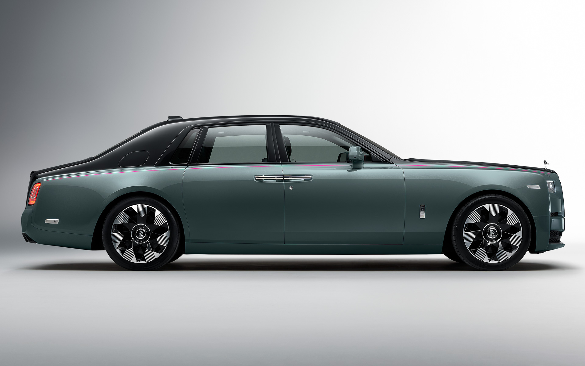 ホイールは新デザインになった