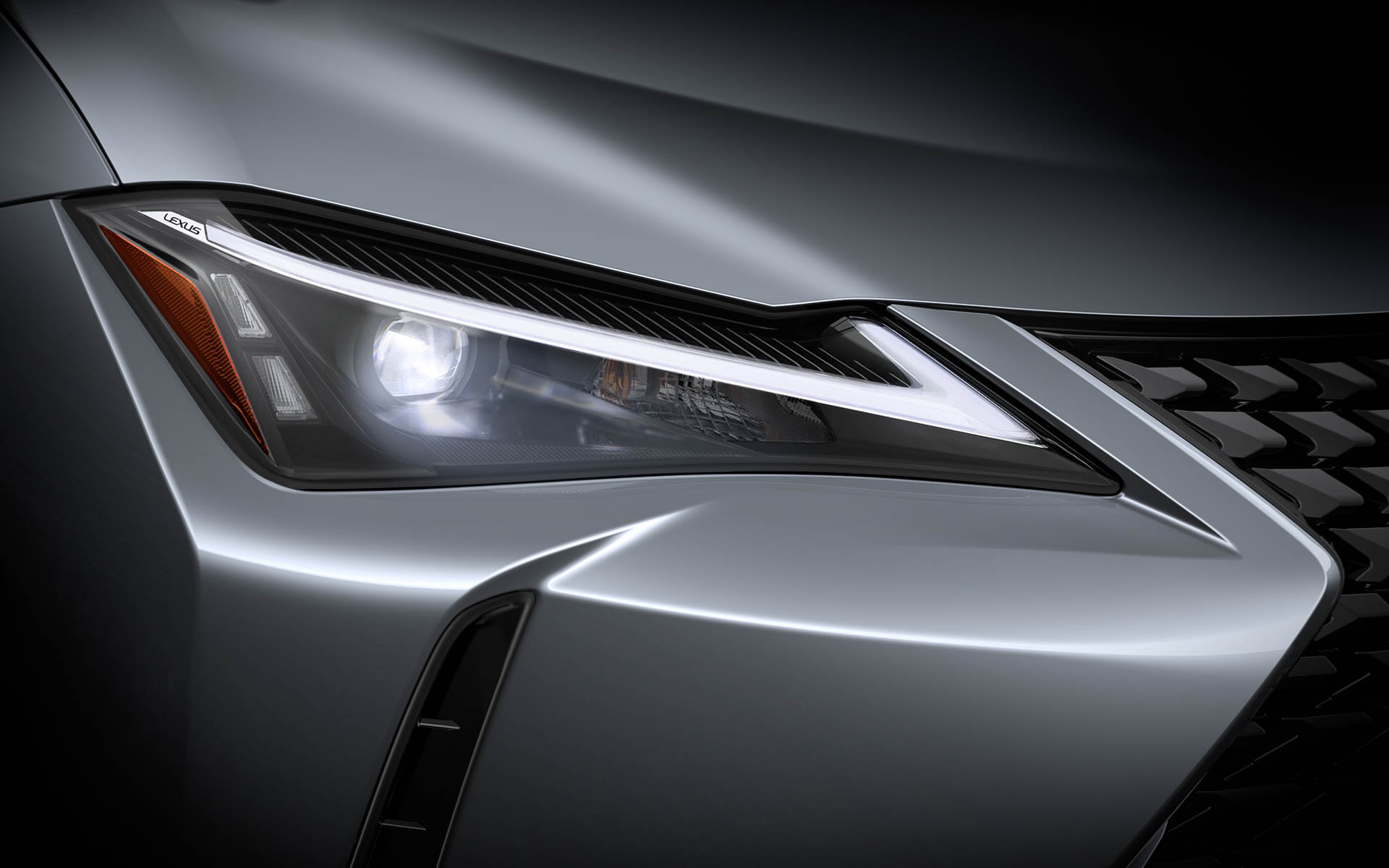 LEXUS UX ヘッドライト（プロトタイプ）