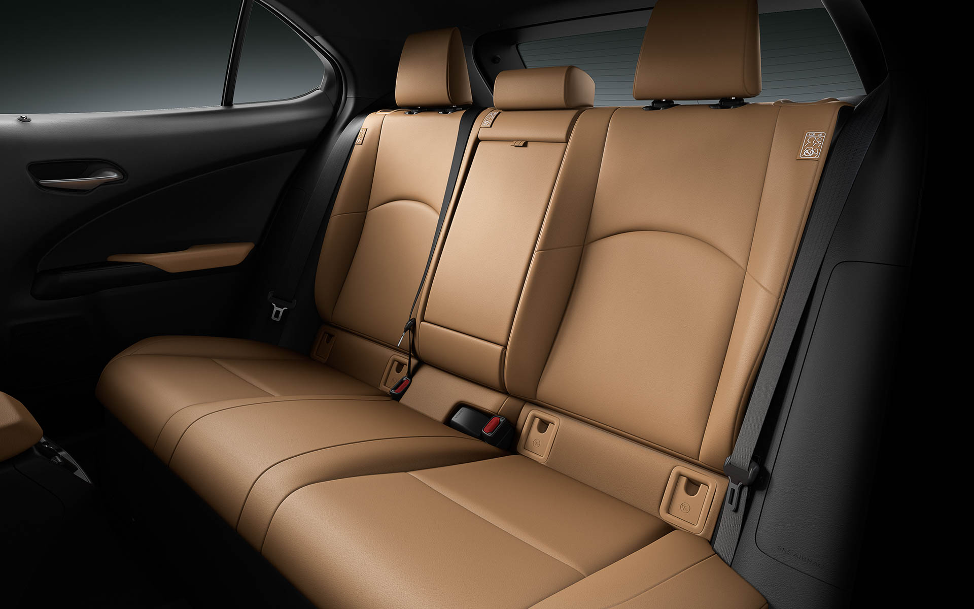 LEXUS UX インテリアカラー ヘーゼル（プロトタイプ）