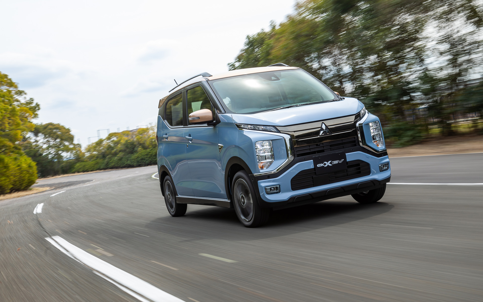 軽自動車タイプの新型BEV「eK クロス EV」