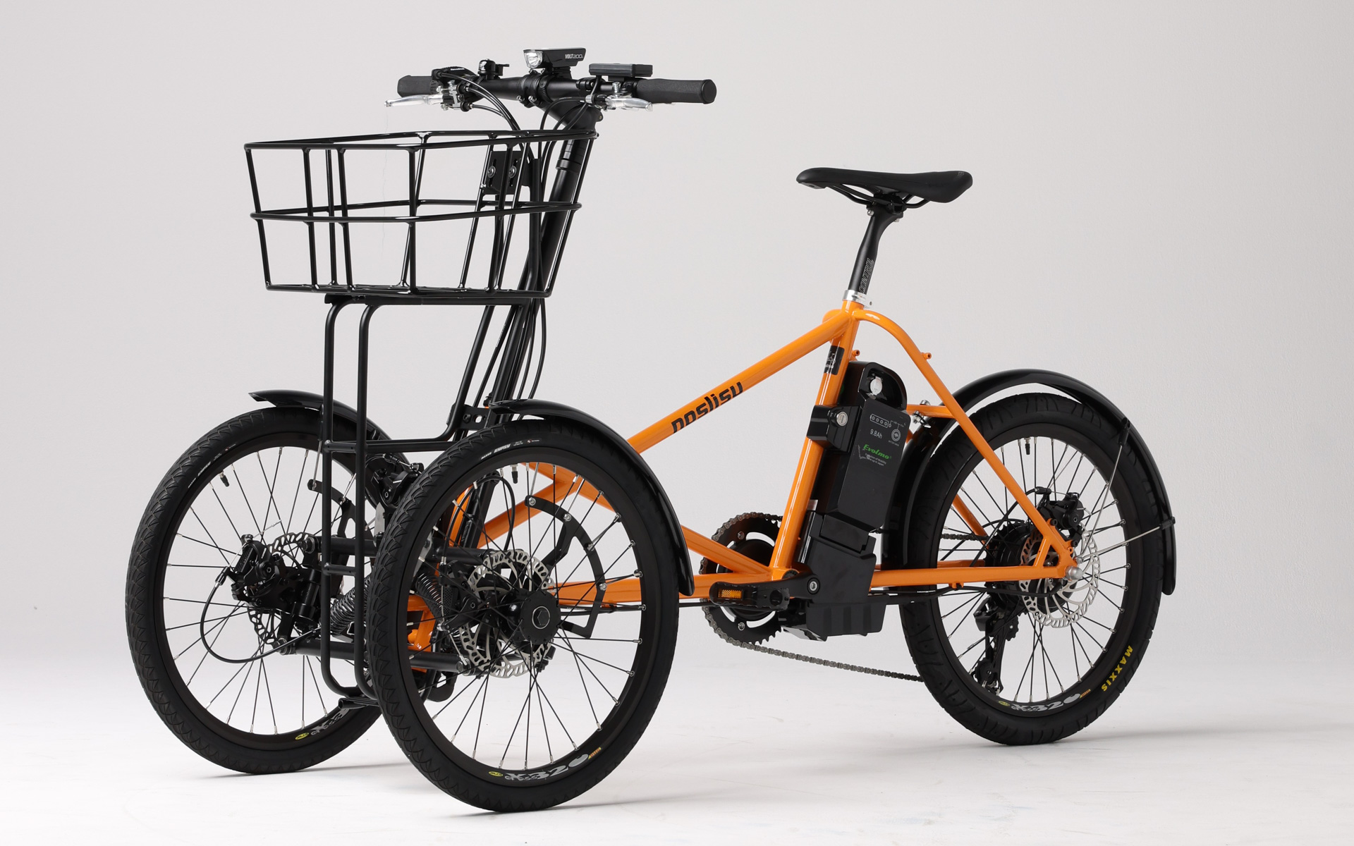 ノスリス 電動アシスト自転車仕様：インホイールモーターを採用した電動アシスト3輪自転車。運転免許は不要