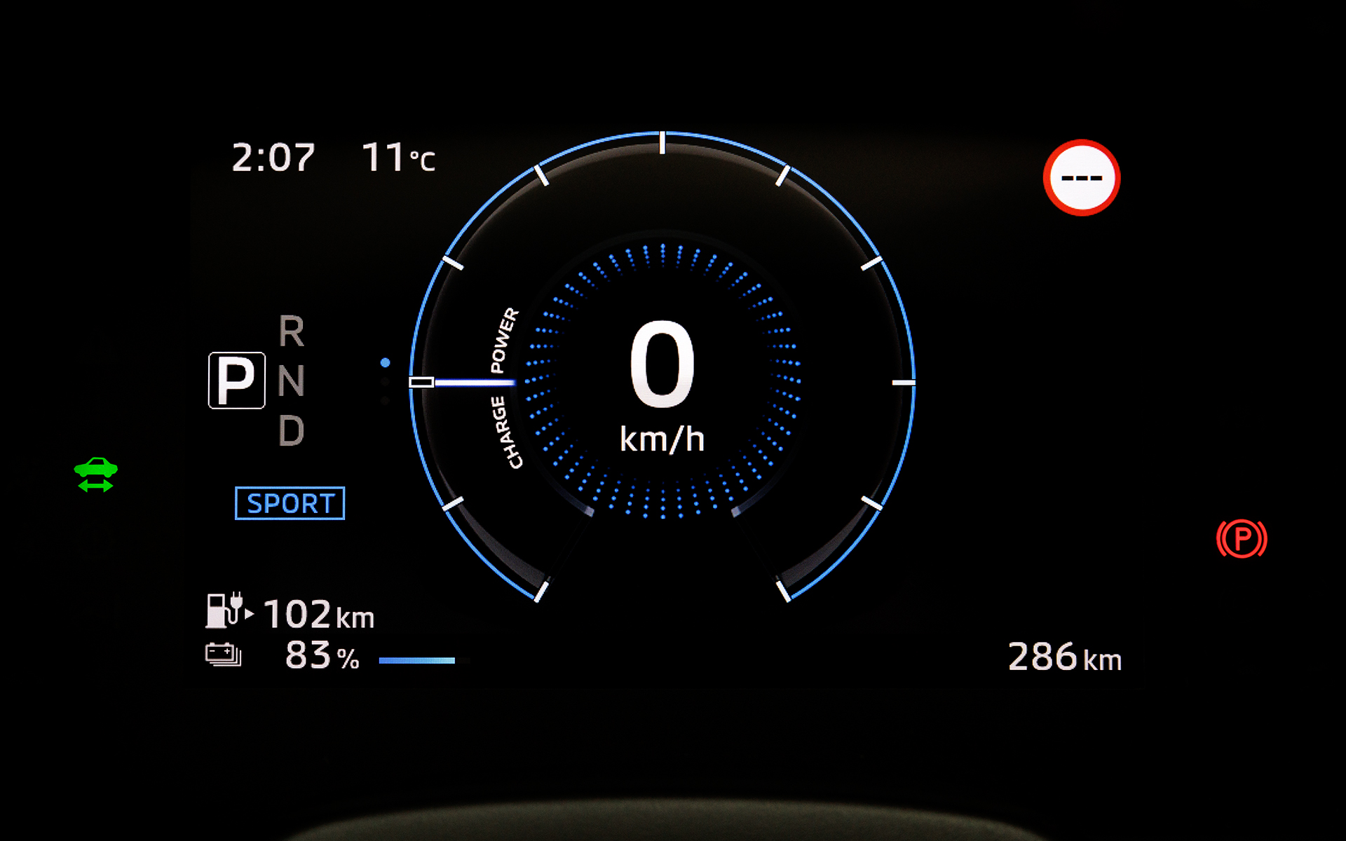 メーターには7インチのカラー液晶を採用