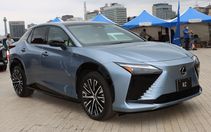 レクサスの新型バッテリEV「RZ」、「ル・ボラン カーズ・ミート 2022